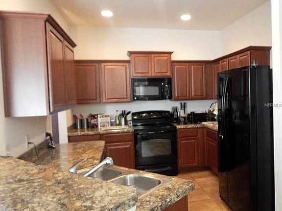 2nd image of 336 Highland Meadows Ave