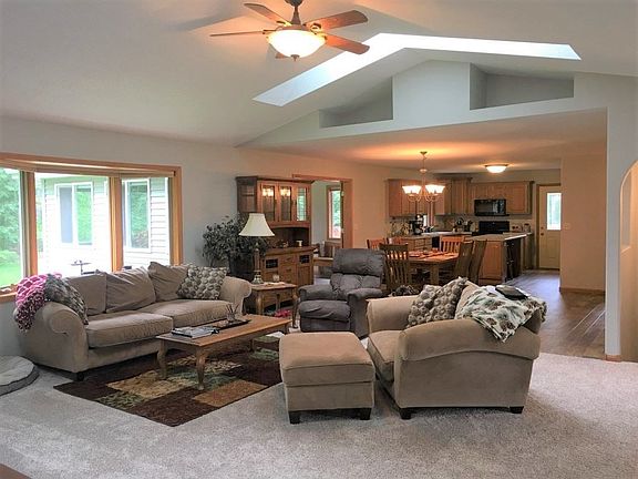 2nd image of 1584 S Ponderosa Dr