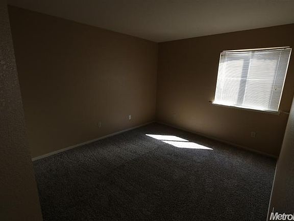 3rd image of 2960 Story Brook Ln