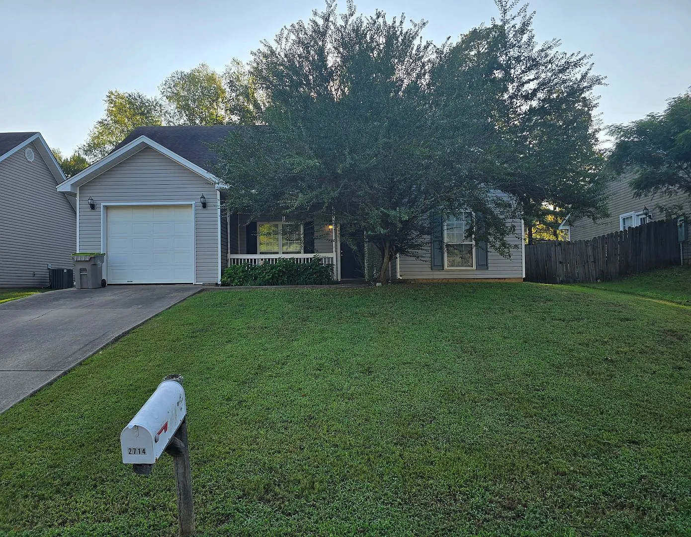 2714 Gage Dr — Photo 1