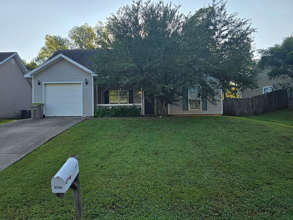 2714 Gage Dr
