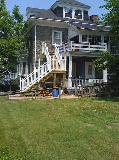 4 bed, 2000 sqft, $2,475 — Photo 2