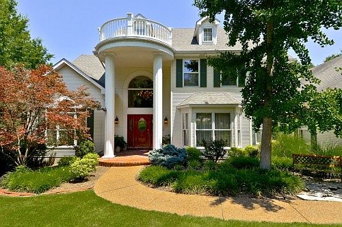3rd image of 3002 Carverview Ct