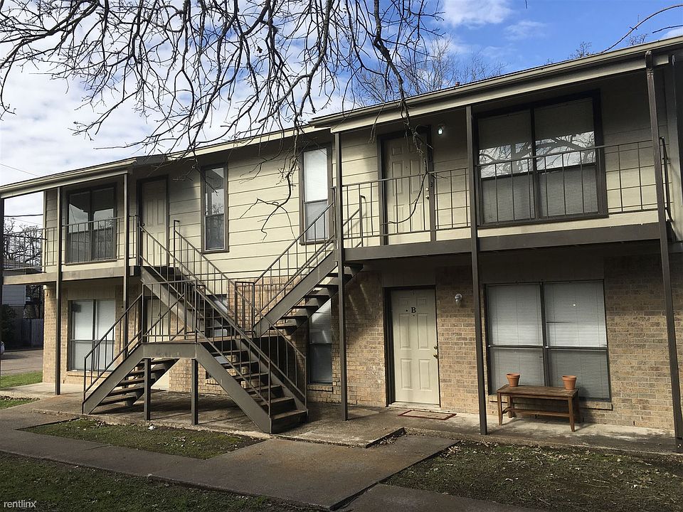 1st image of 2408 Bandera Dr APT A