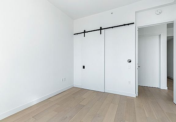 5th image of 11 Hoyt St #28F