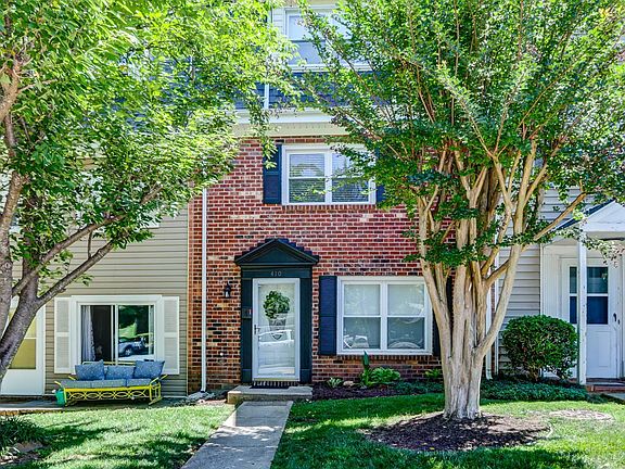 2nd image of 410 W Cadbury Dr