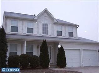 16 Bell Ln, Burlington, NJ 08016