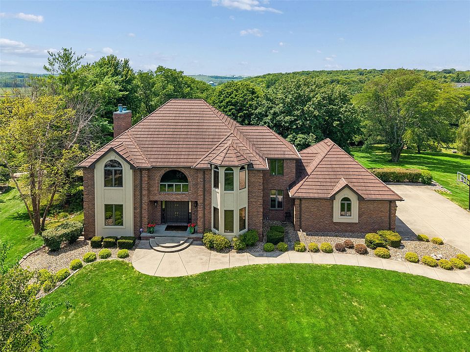 1st image of 35115 Burgundy Cir