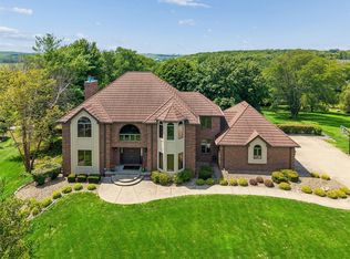 35115 Burgundy Cir, Waukee, IA 50263