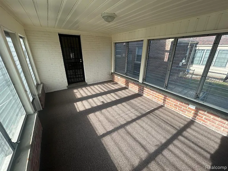 14716 Archdale St #1 — Photo 21