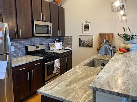 2nd image of 1434 W 21st St #320