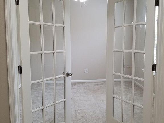 4th image of 1120 Ashfield Way