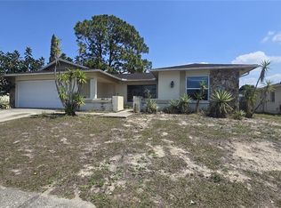 8022 Idlebriar Ln, Port Richey, FL 34668
