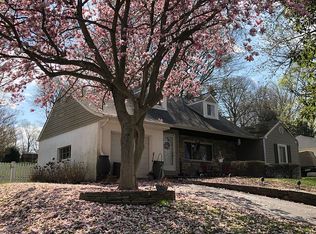 3721 Rose Ln, Annandale, VA 22003