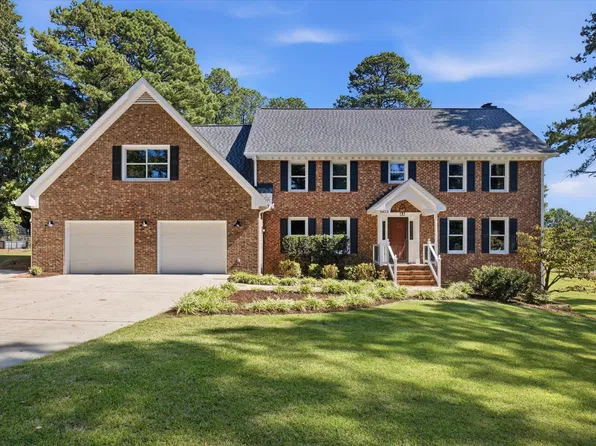 5413 W Oaks Dr, Fuquay Varina, NC 27526