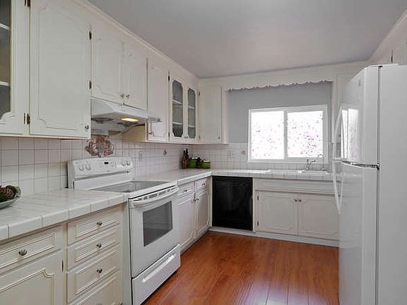 5th image of 1050 Haven Ave