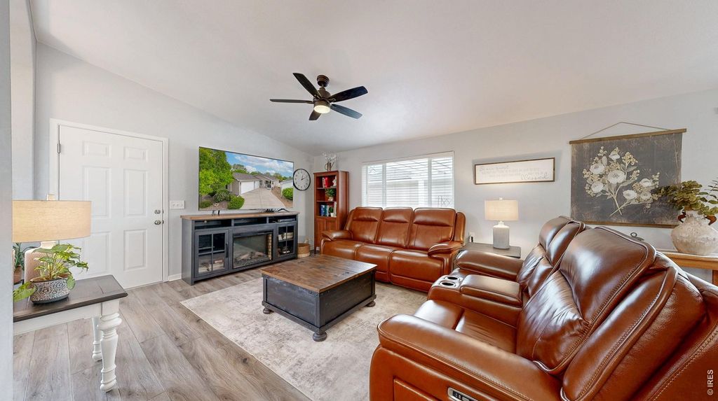 833 Sunchase Dr