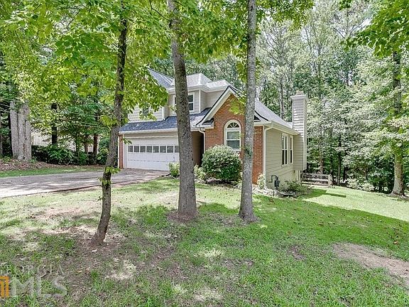 3rd image of 5960 Surrey Ct