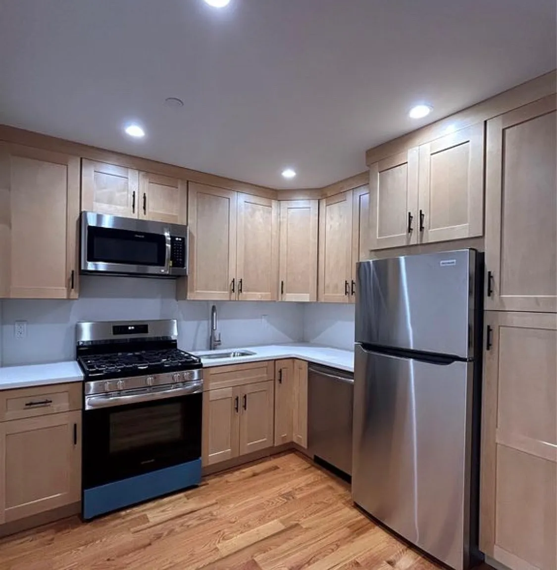 Menahan St, Ridgewood — Photo 4