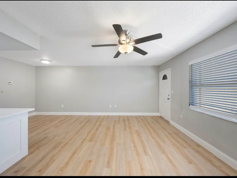6810 Park St S #4 — Photo 2