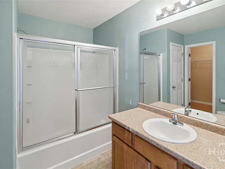 72 Lake Shore Blvd — Photo 21