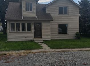 24429 3rd St, Grand Rapids, OH 43522