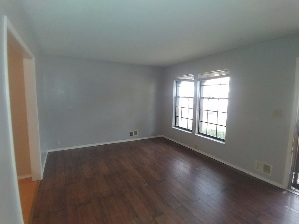1st image of 11938 Smalley Ave
