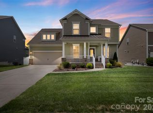 8763 Gladden Hill Ln, Fort Mill, SC 29715