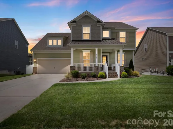 8763 Gladden Hill Ln, Fort Mill, SC 29715