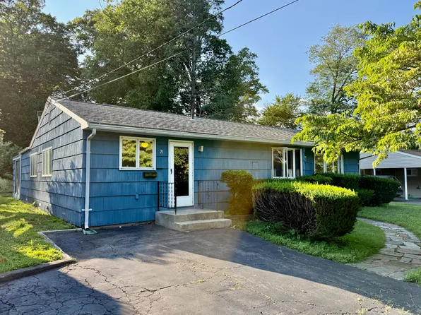 21 Rondy Lane, East Hartford, CT 06108