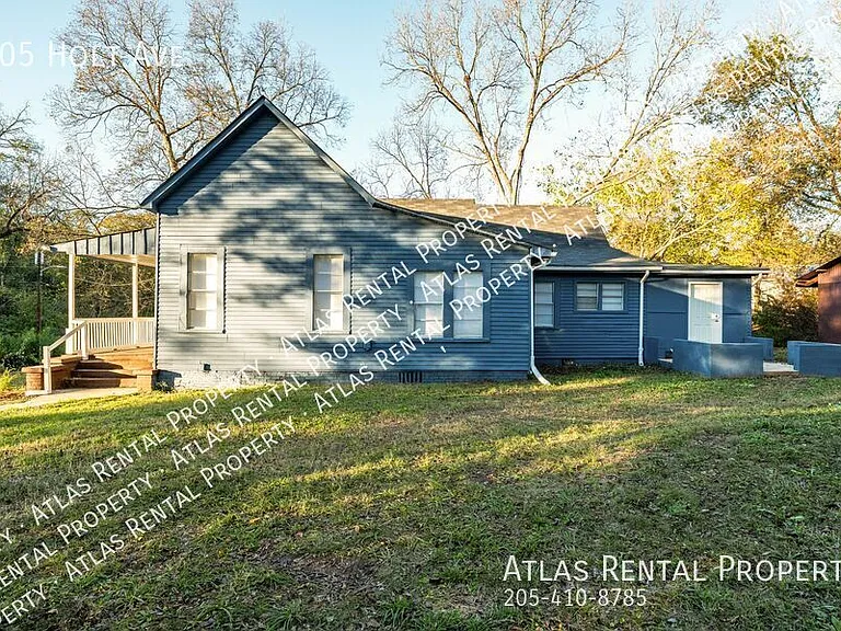 105 Holt Ave — Photo 10