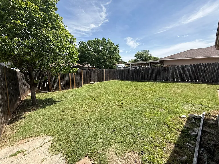 3106 Sierra Dr — Photo 18