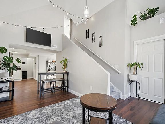 5th image of 1317 East Hamilton STREET