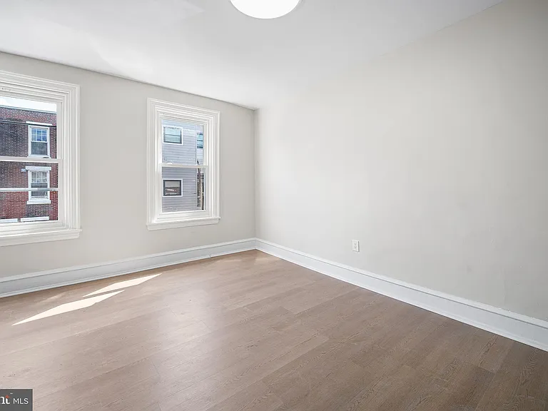 775 S 8th St #2R — Photo 7
