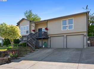 357 SW 28th Ct, Troutdale, OR 97060