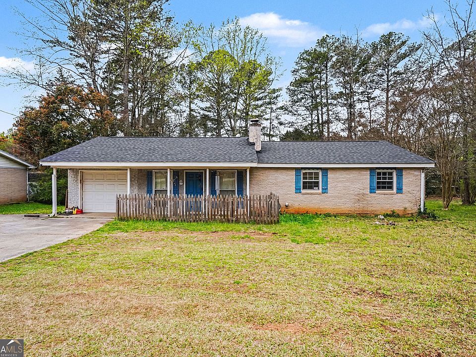 1st image of 2377 Stanton Rd SE