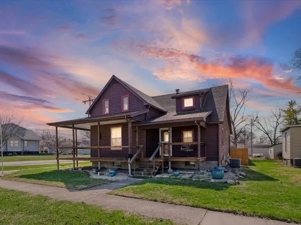 360 E Patton St, Paxton, IL 60957