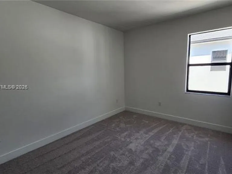 8119 NW 42nd St — Photo 24