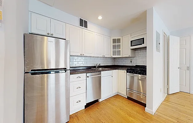 Rented by (Legacy) Tri Hill Realty Group LLC | media 14