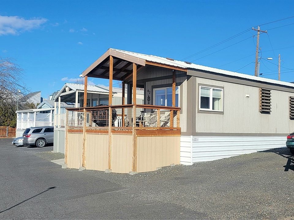 1st image of 1804 Marina Drive W #42