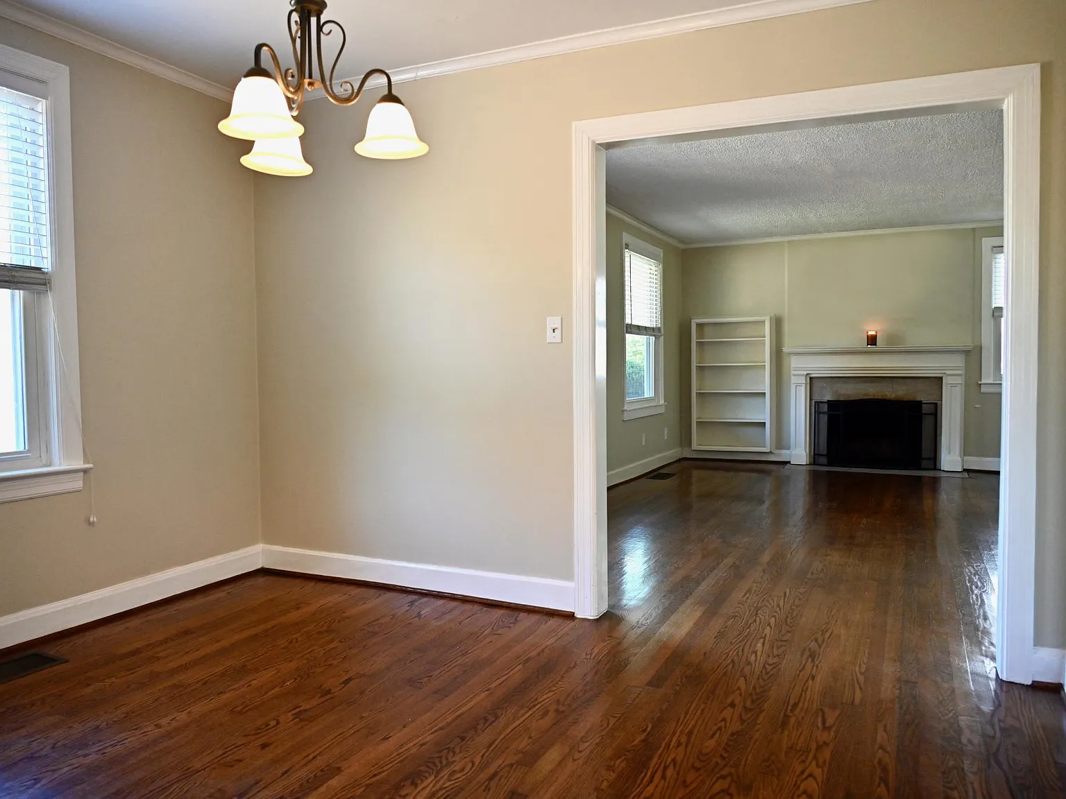 2823 Woodlawn Dr — Photo 4