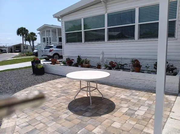 769 N Green Cir, Venice, FL 34285