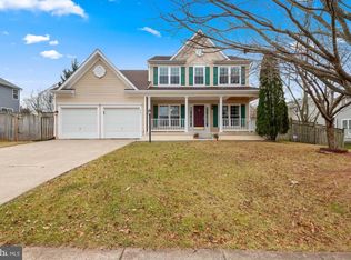 517 Marshall Dr NE, Leesburg, VA 20176