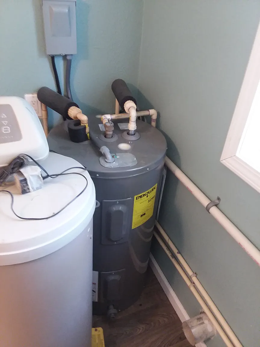 4865 N 300 W photo 1