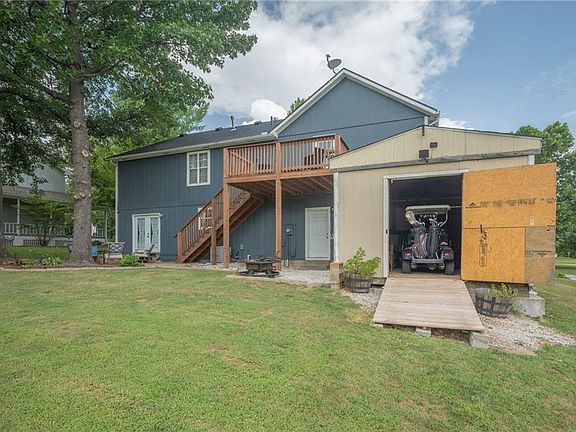 4th image of 212 Lakeview Ln