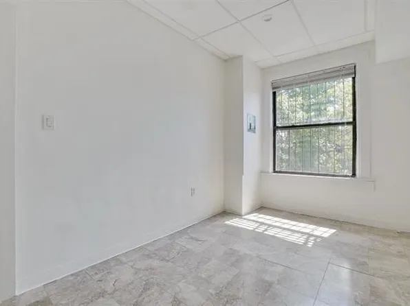 212 Palisade Ave APT 1R, Jersey City, NJ 07306