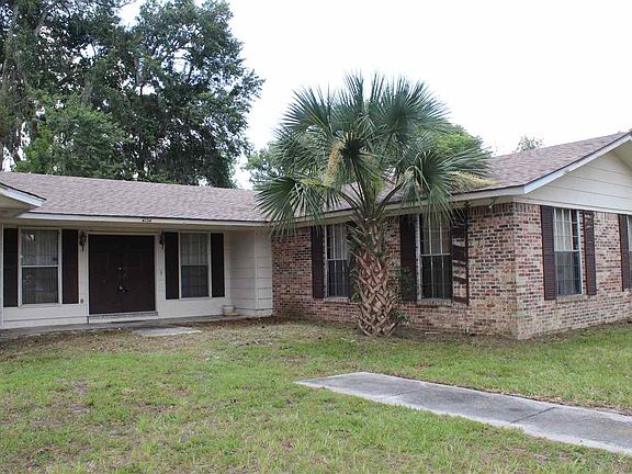 3rd image of 4104 San Servera Dr N