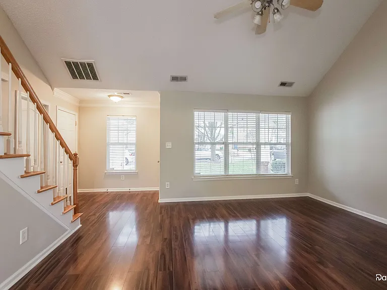 221 Amir Cir — Photo 7