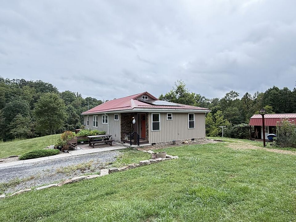 1st image of 208 W F Sullivan Rd