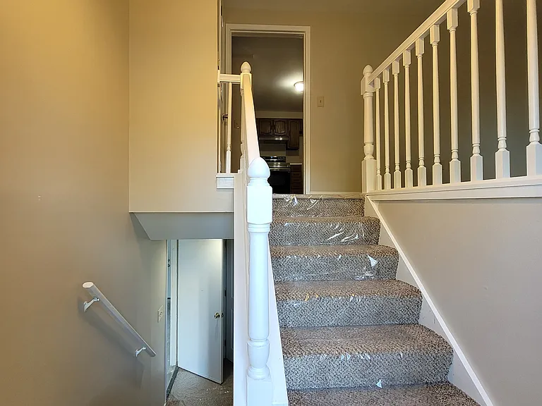 3192 Kingswood Dr — Photo 4
